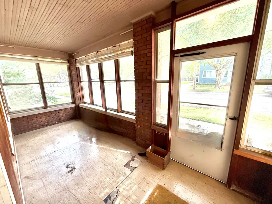 1017 Harrison Avenue, Saint Joseph, MI 49085 - #3