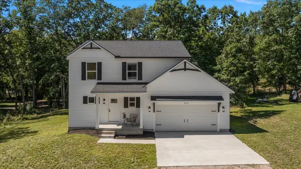 5272 Marvie Drive, Saranac, MI 48881