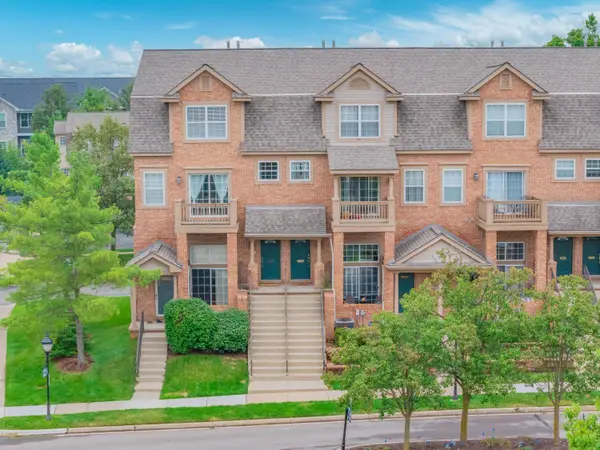 2753 Barclay Way, Ann Arbor, MI 48105