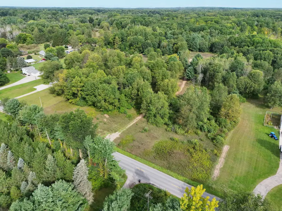 3435 18 Mile Road Ne, Cedar Springs, MI 49319 - #3