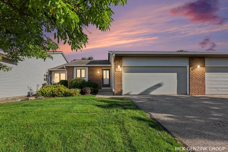 901 Creekridge Drive, Holland, MI 49423 - #2
