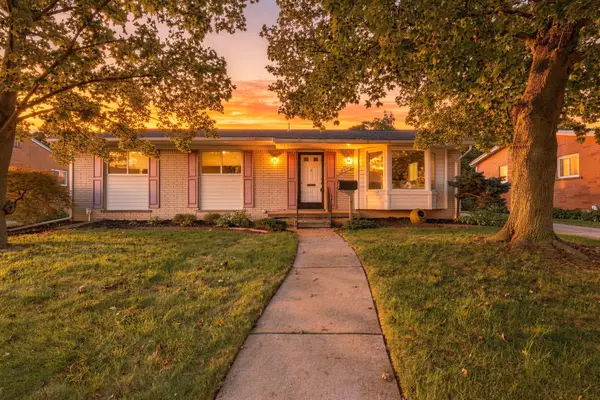 29821 Mason Street, Livonia, MI 48154