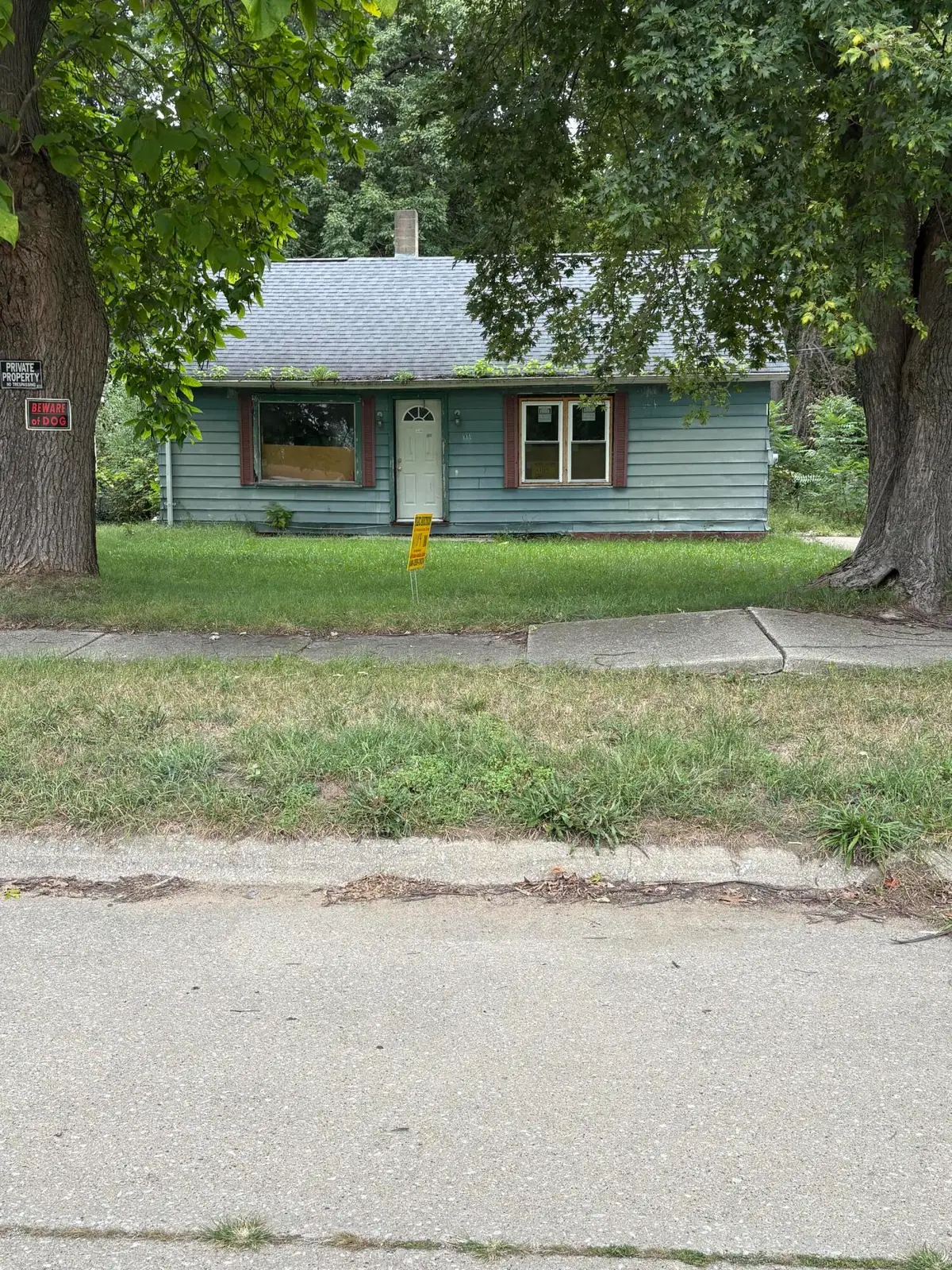911 Waukonda Avenue, Benton Harbor, MI 49022 - #1