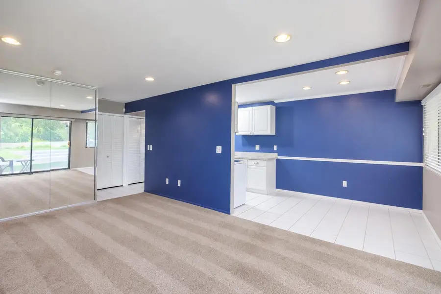 3835 Lone Pine Road #100, West Bloomfield, MI 48323 - #3