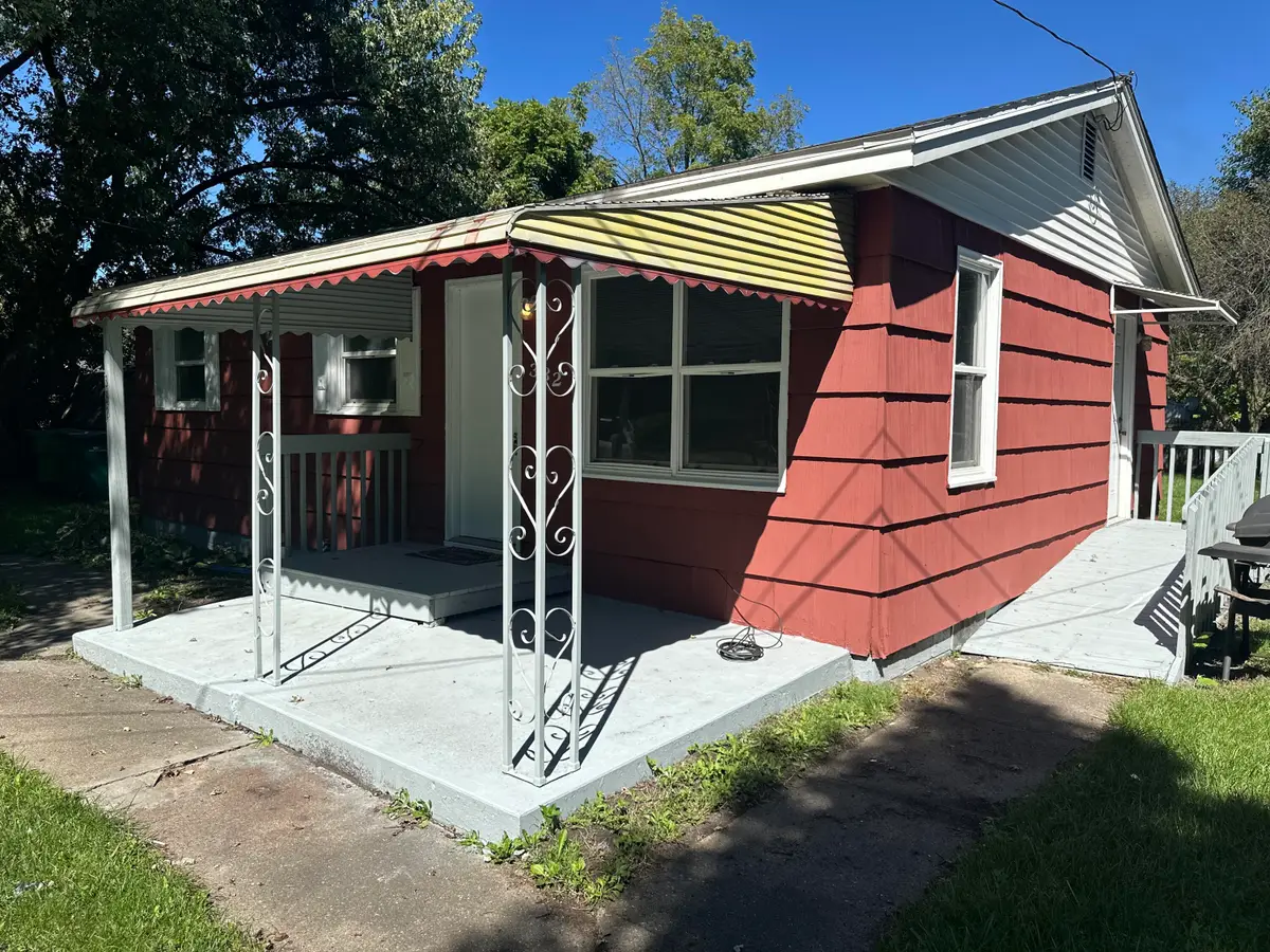 382 Avenue A, Springfield, MI 49037 - #1