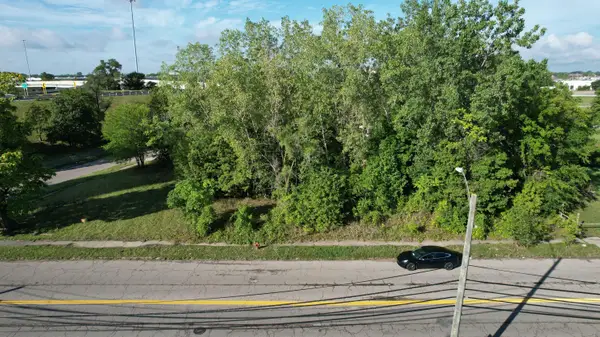 13463 Dequindre Street, Detroit, MI 48212