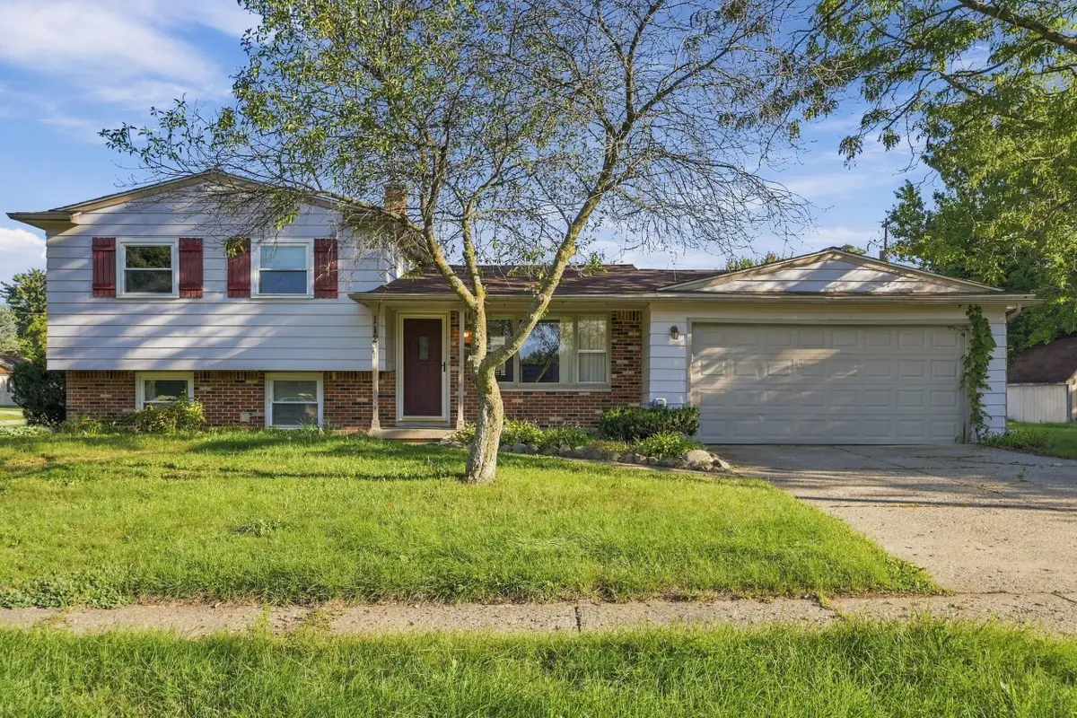 112 Overbrook Drive, Flushing, MI 48433 - #1