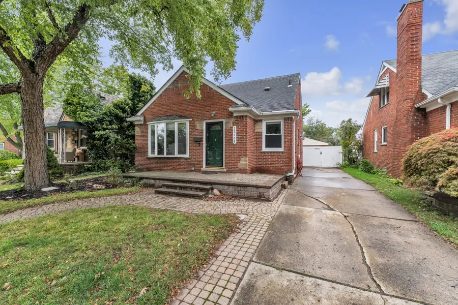 15106 White Avenue, Allen Park, MI 48101 - #3