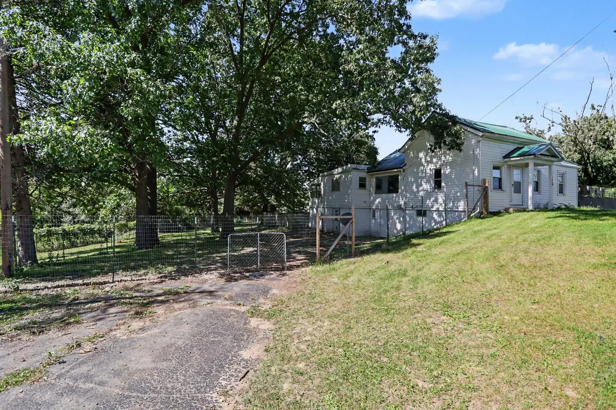 306 Griswold Street, Hillsdale, MI 49242 - #1