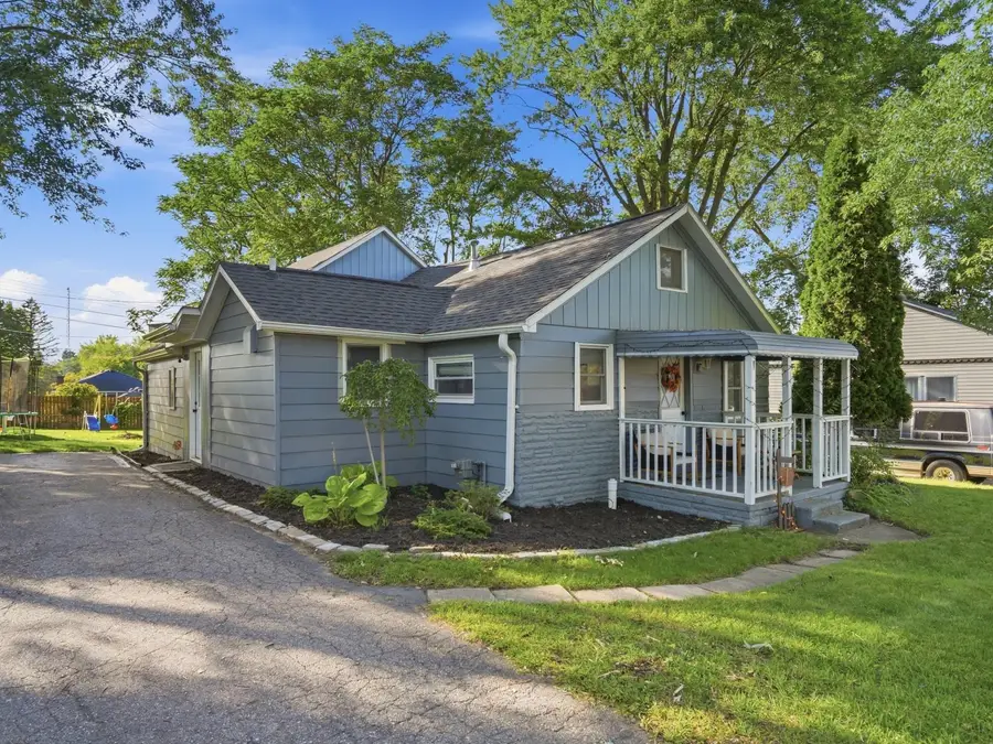 230 S National Street, Howell, MI 48843 - #3
