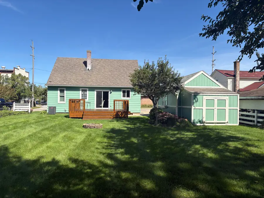 114 W Exchange Street, Spring Lake, MI 49456 - #3