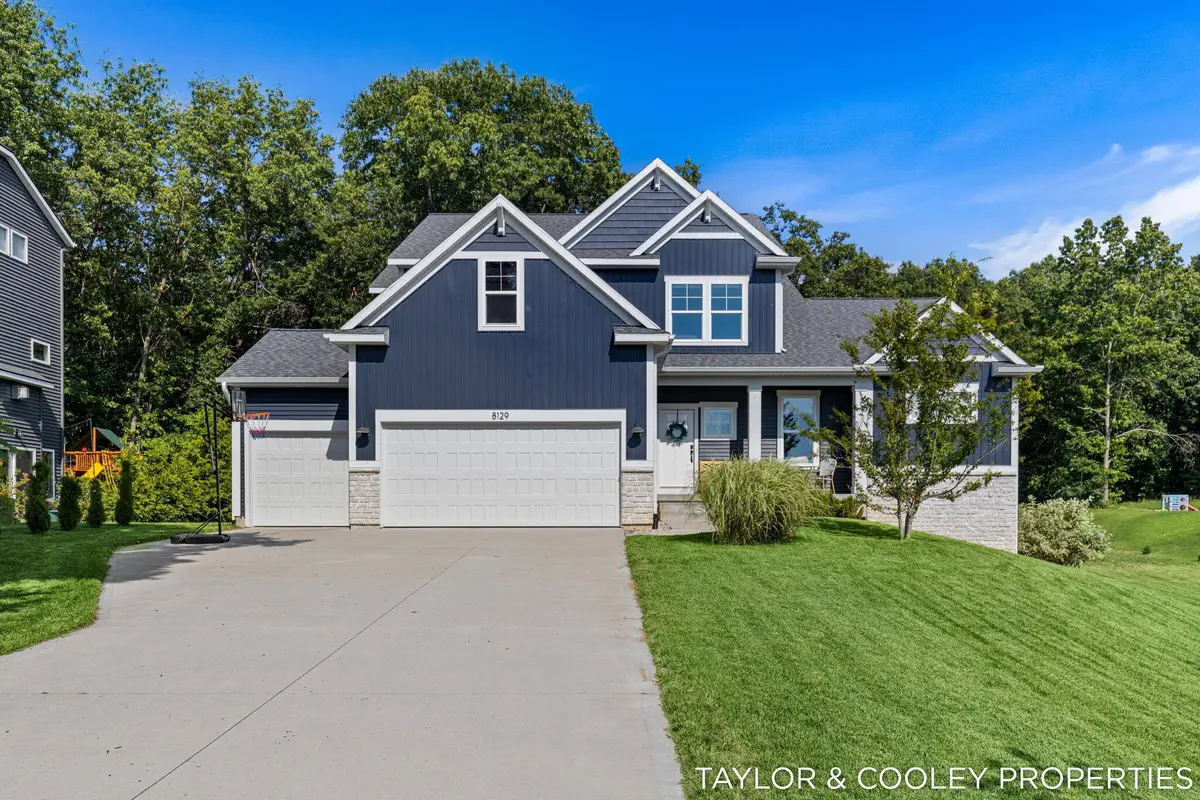 8129 Honeysuckle Hill Court Se, Grand Rapids, MI 49512 - #1