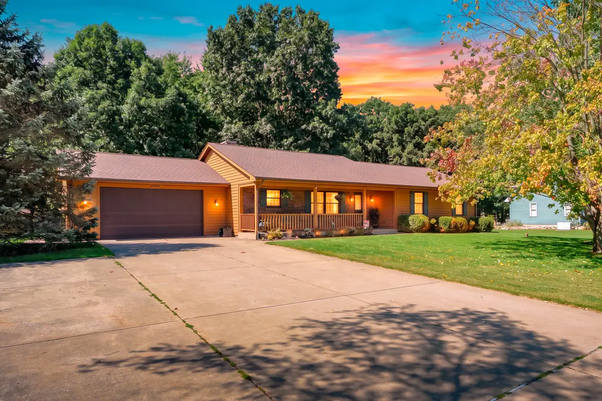 48884 Hickory Lane, Mattawan, MI 49071 - #1
