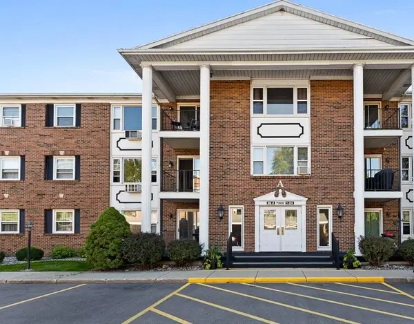 7500 Boulder Bluff Drive #2, Jenison, MI 49428