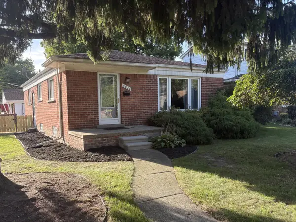 4020 Gertrude Street, Dearborn Heights, MI 48125