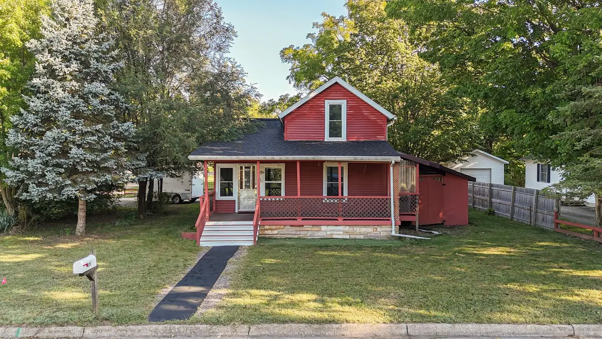 401 Sheldon Street, Dowagiac, MI 49047 - #1