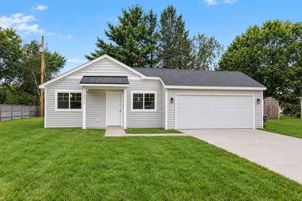 859 Merrick Street, Belding, MI 48809