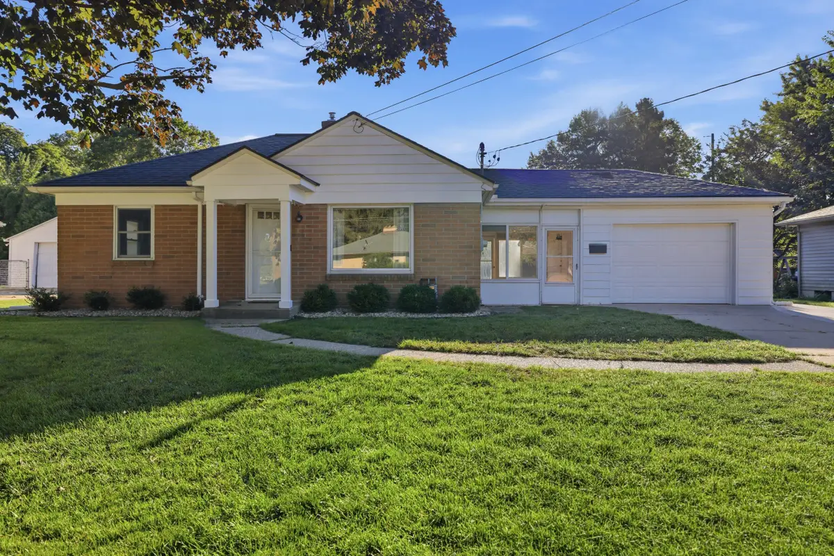 44 Covell Avenue Nw, Grand Rapids, MI 49504 - #1