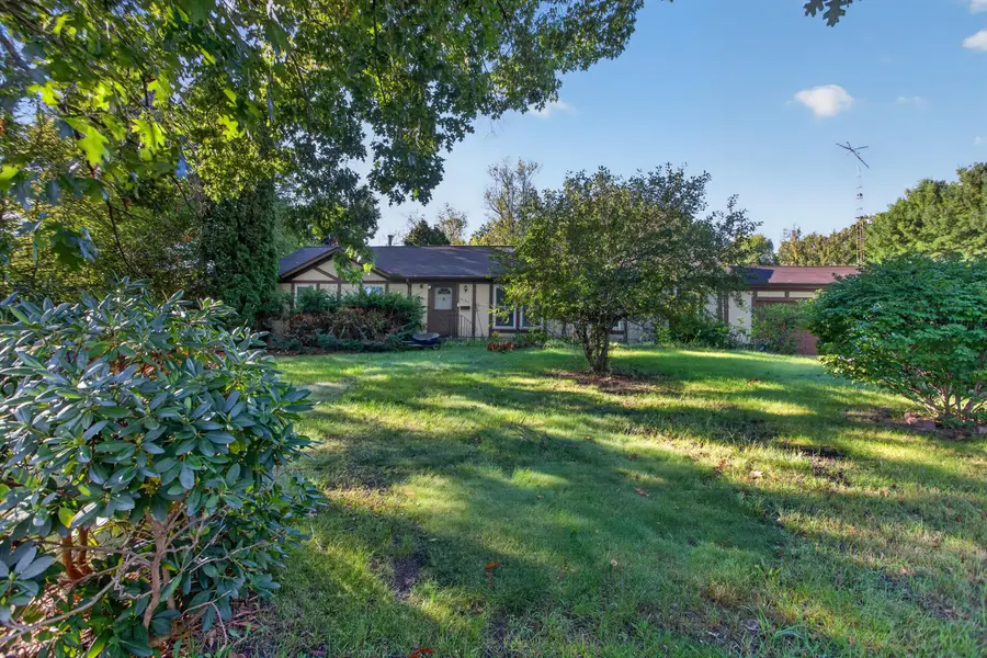 6137 Young Road, Jackson, MI 49201 - #2