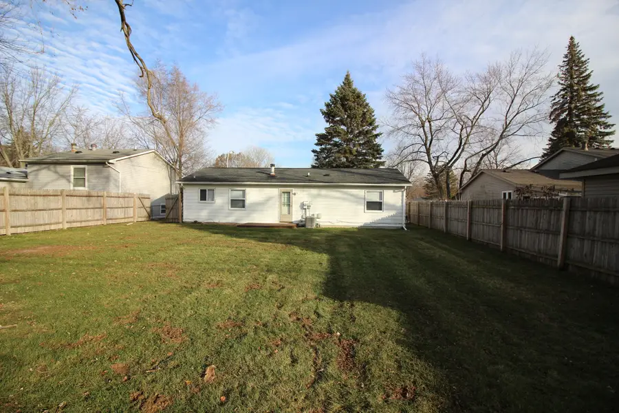15756 Woodmont Street, Romulus, MI 48174 - #3