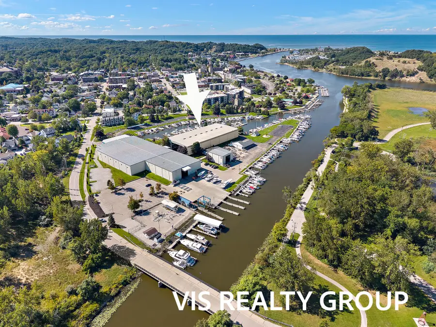 135 Wharfside #135, Grand Haven, MI 49417 - #2