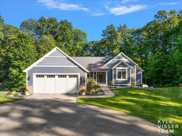 7290 Knapp Street Ne, Ada, MI 49301