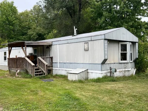 5431 Almy Road, Vestaburg, MI 48891