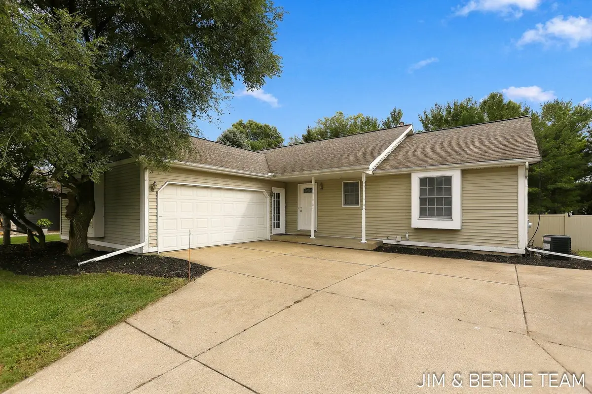 3114 Fox Fire Trail, Zeeland, MI 49464 - #1
