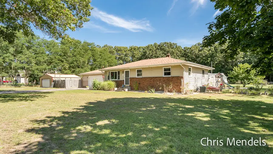 180 S Wolf Lake Road, Muskegon, MI 49442 - #3