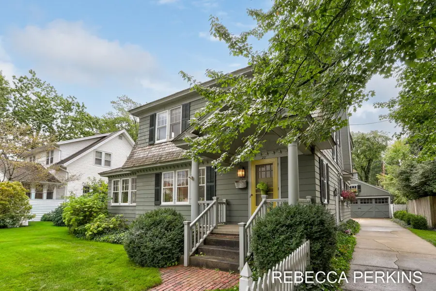 22 Cherry Street, Holland, MI 49423 - #2