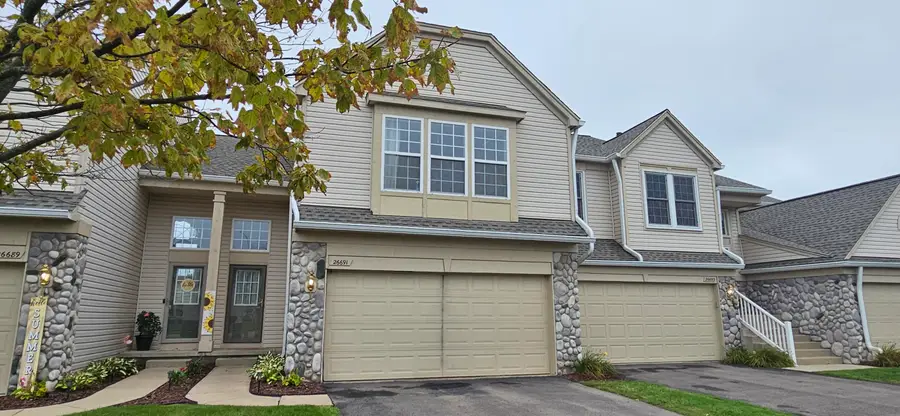 26691 Kirkway Drive, Woodhaven, MI 48183 - #2