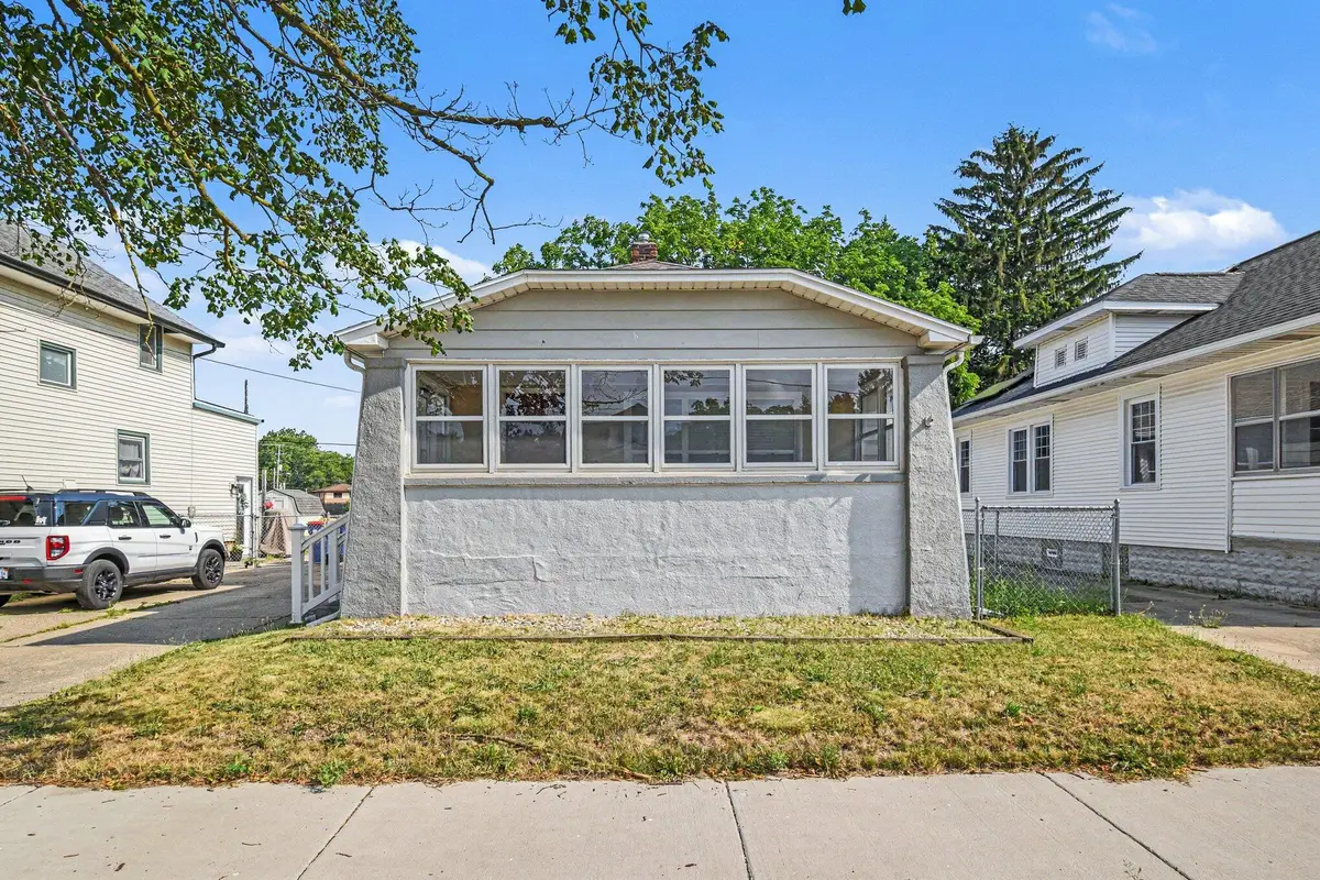 735 Eleanor Street Ne, Grand Rapids, MI 49505 - #1