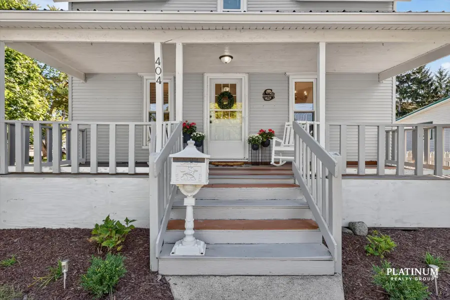 404 S Division Avenue, Fremont, MI 49412 - #3