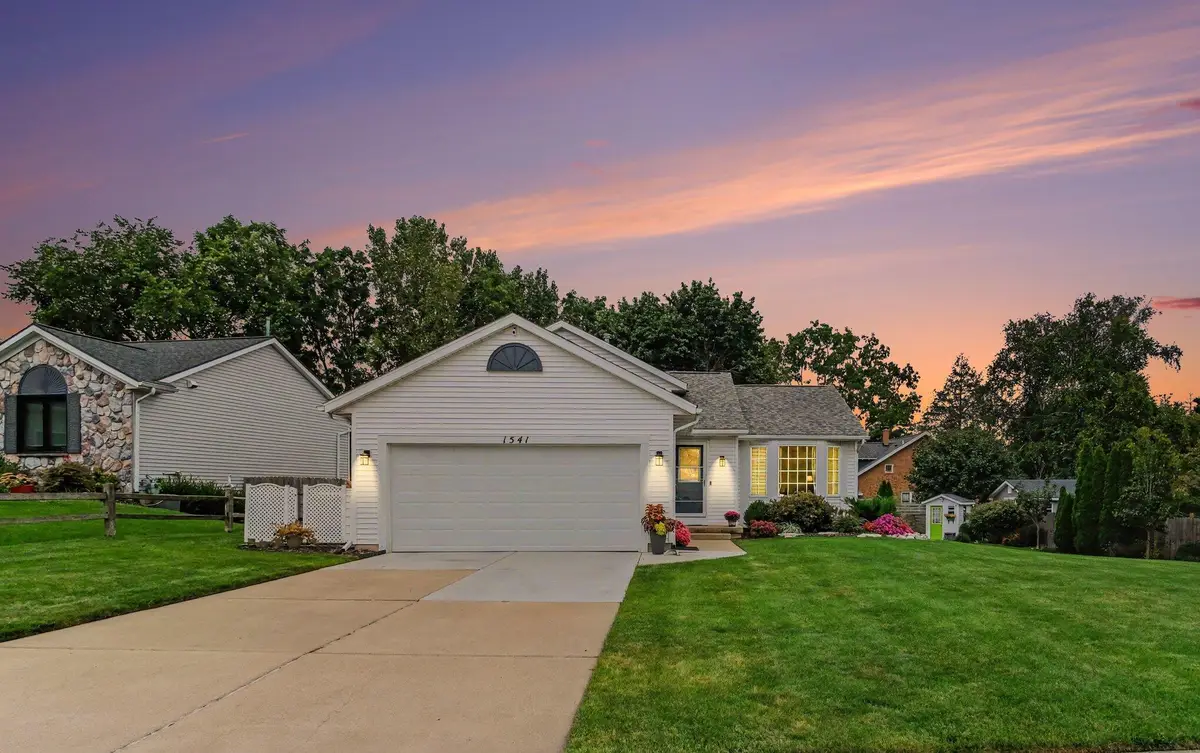 1541 Wakely Street Ne, Grand Rapids, MI 49505 - #1