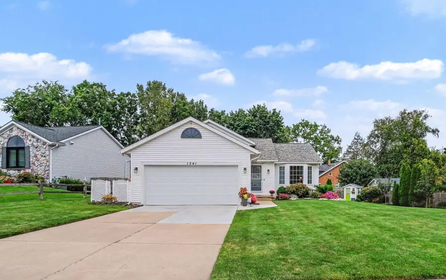 1541 Wakely Street Ne, Grand Rapids, MI 49505 - #2