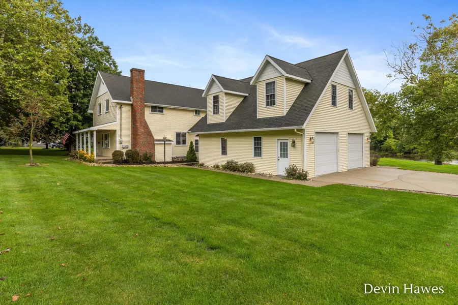 910 S Clay Street, Greenville, MI 48838 - #2