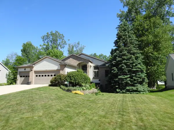 4557 Penny Lane Sw, Wyoming, MI 49418