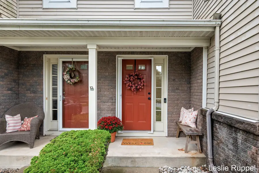 7575 Sierrafield Drive Sw, Byron Center, MI 49315 - #2