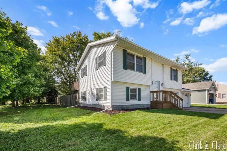 105 River Street, Coopersville, MI 49404 - #2