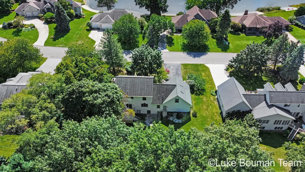 945 Bay Ridge Drive, Holland, MI 49424 - #1