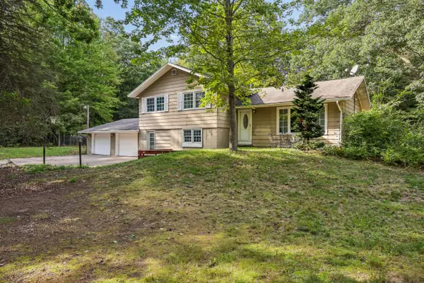 3100 W Giles Road, Muskegon, MI 49445
