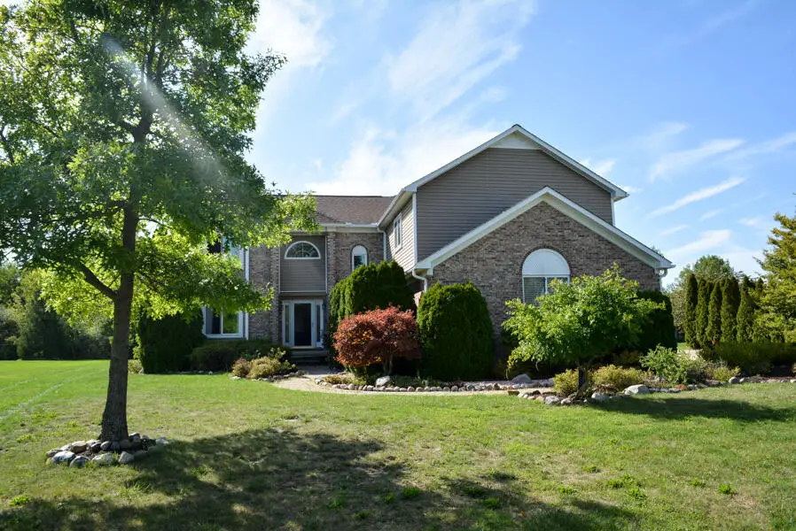 25548 Winding Creek Drive, New Boston, MI 48164 - #2