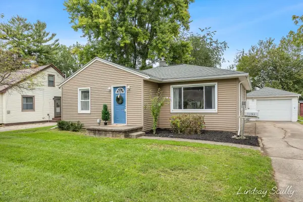 2952 West Avenue Sw, Wyoming, MI 49519