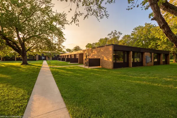 13742 Three Oaks Road #101-N, Sawyer, MI 49125
