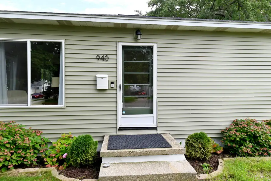 940 Grant Avenue, Grand Haven, MI 49417 - #2