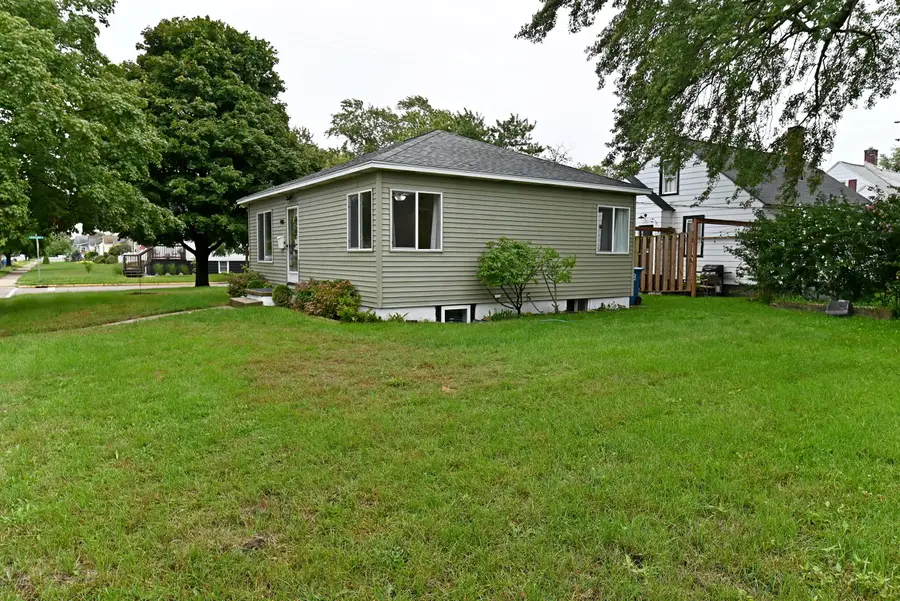 940 Grant Avenue, Grand Haven, MI 49417 - #3