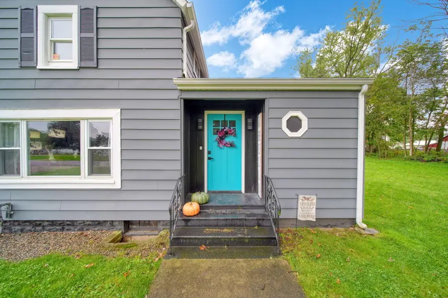 865 Winifred Street, Jackson, MI 49202 - #3