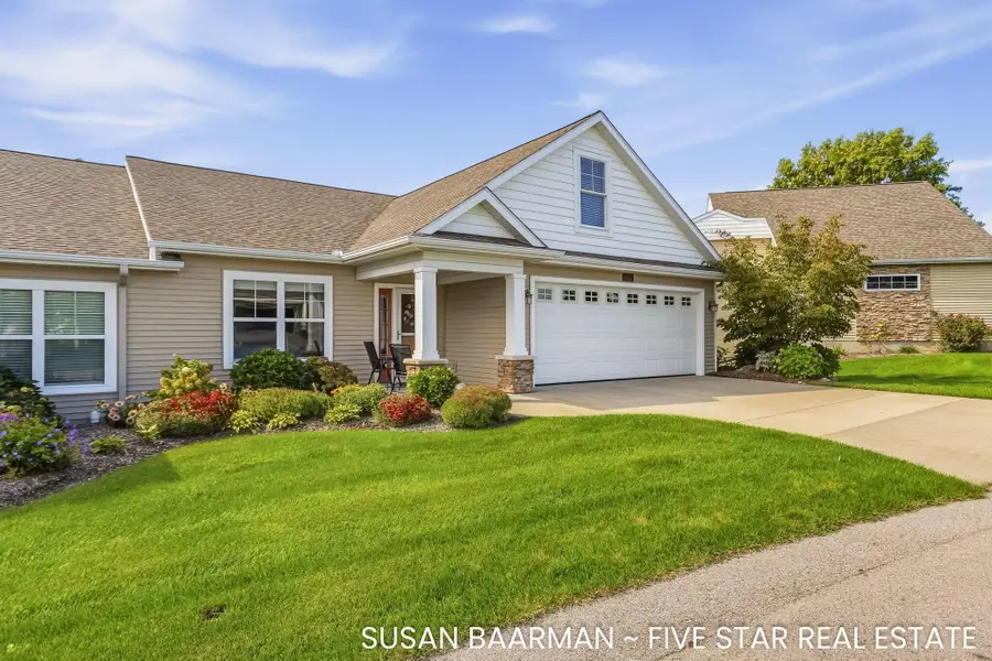 11552 S South Lake Drive #108, Holland, MI 49424 - #2