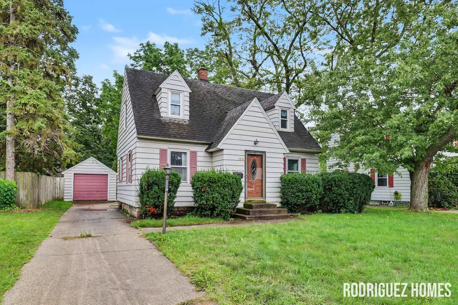120 W 28th Street, Holland, MI 49423 - #2