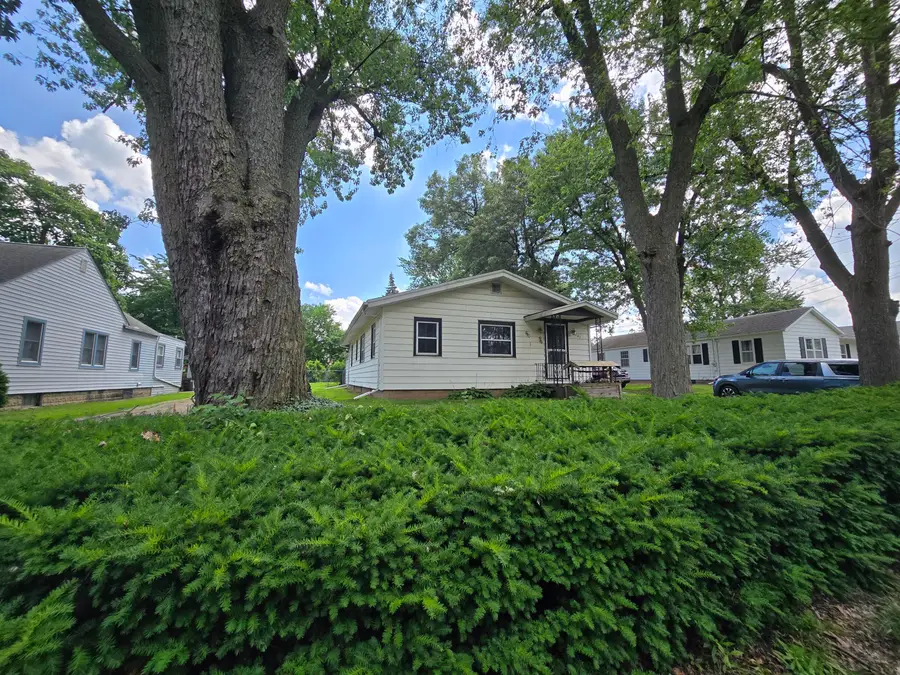 737 Royal Drive, Jackson, MI 49202 - #2